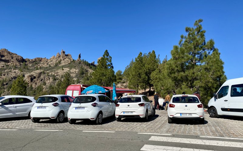 Overtourism am Parkplatz Roque Nublo