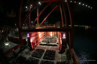 Klassik-Konzert im Containerhafen von Las Palmas
